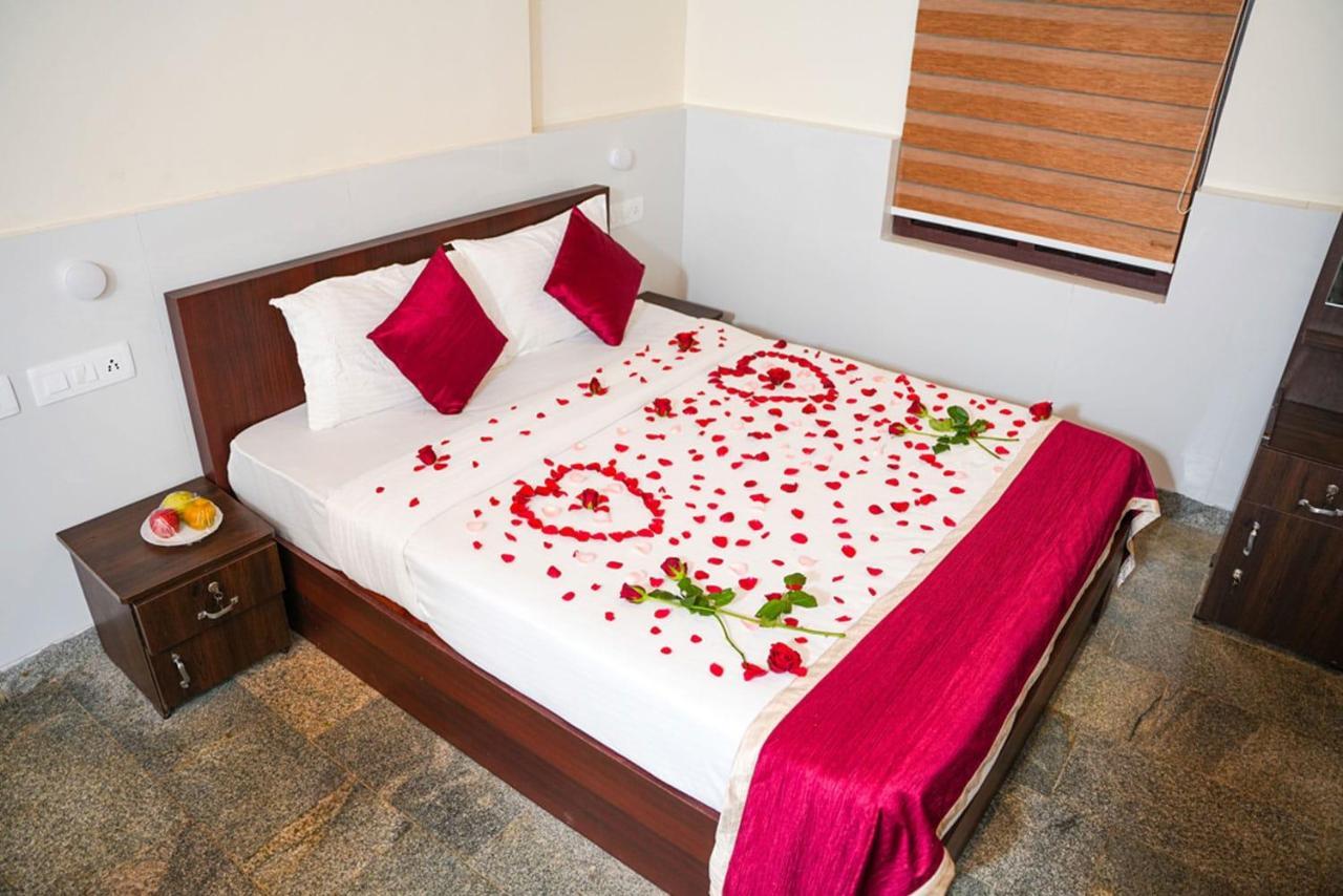 Clay Resort By Bestinn Leisure - Wayanad Padinjarathara Exteriér fotografie